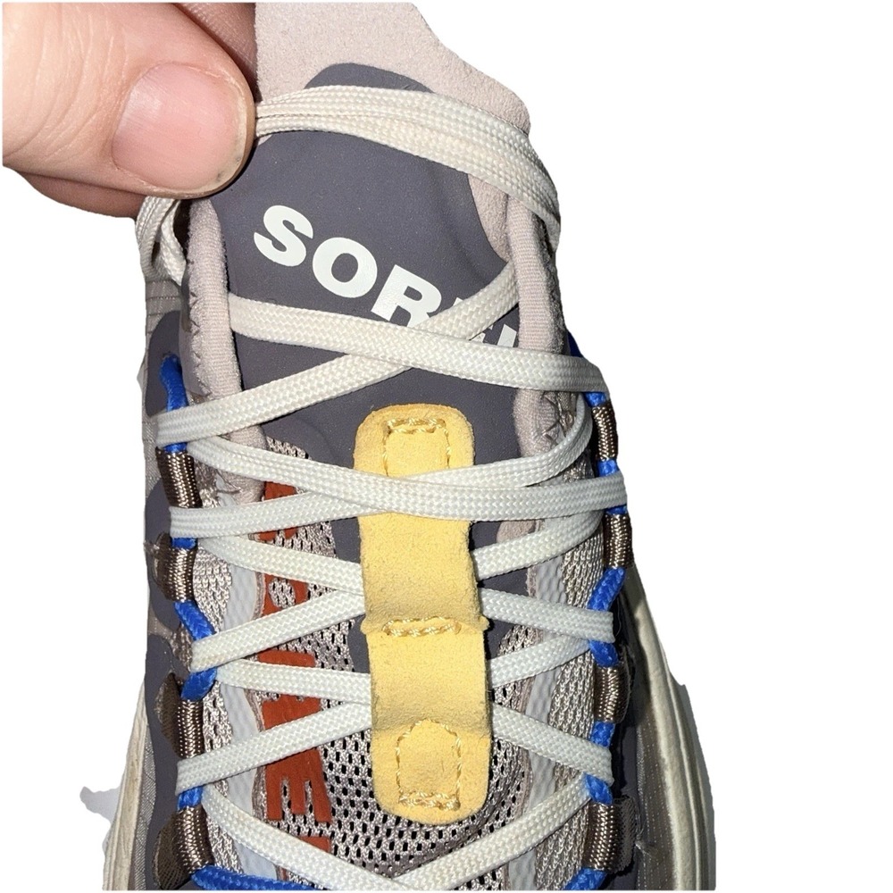 Sorel Women's 7.5 Kinetic Breakthru Tech Lace Up Sneakers in Vapor Chalk‎ - Picture 6 of 10